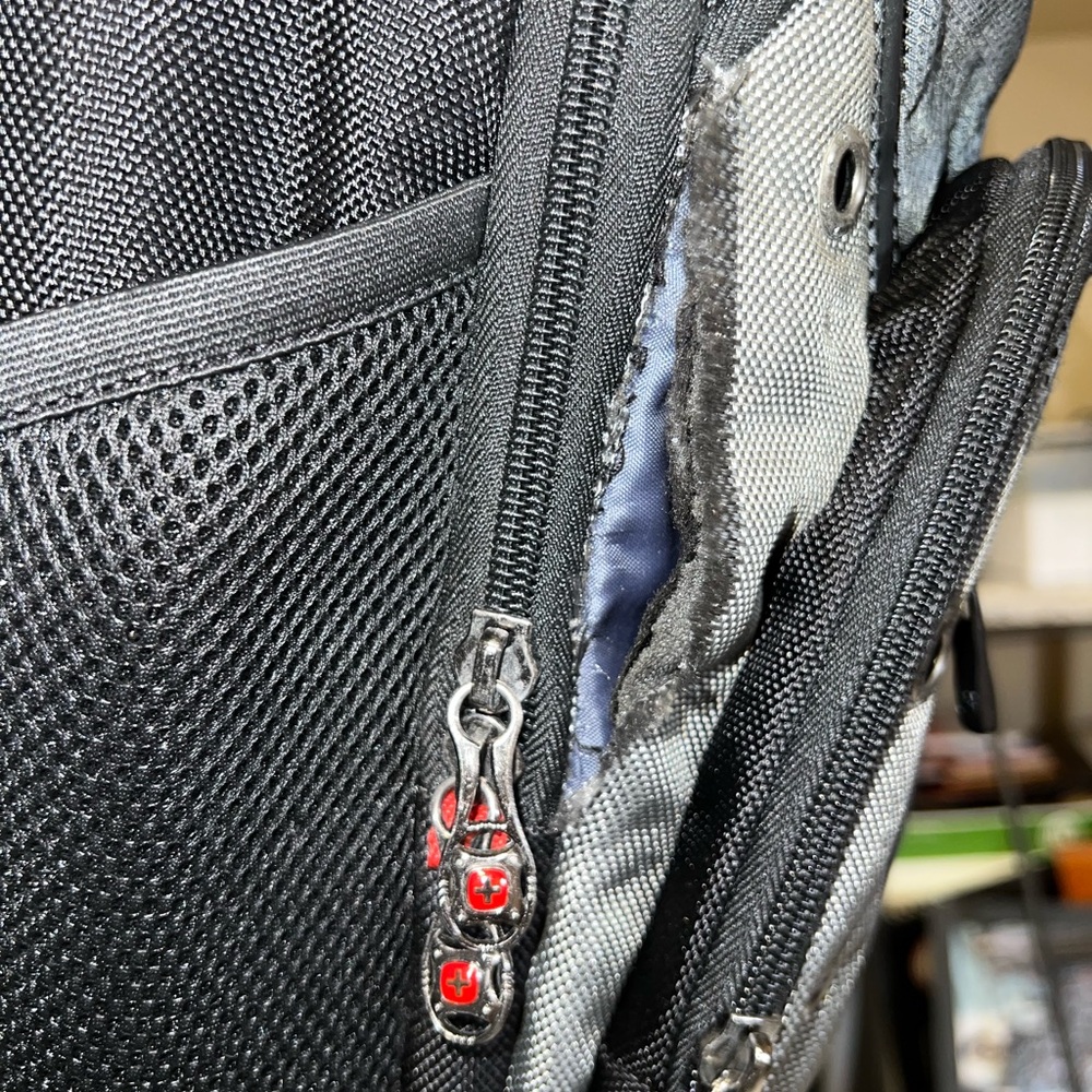 Wenger Backpack - Picture 2 of 12